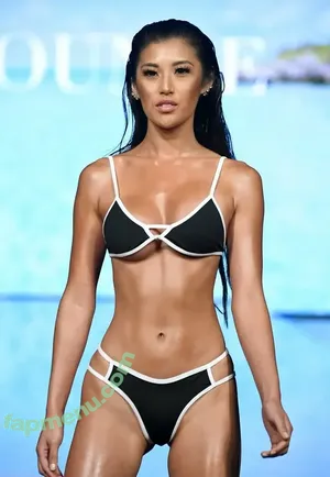 Jenn Lee / Jennifer Lee / _jennlee_ / jennleezy nude photo #0014