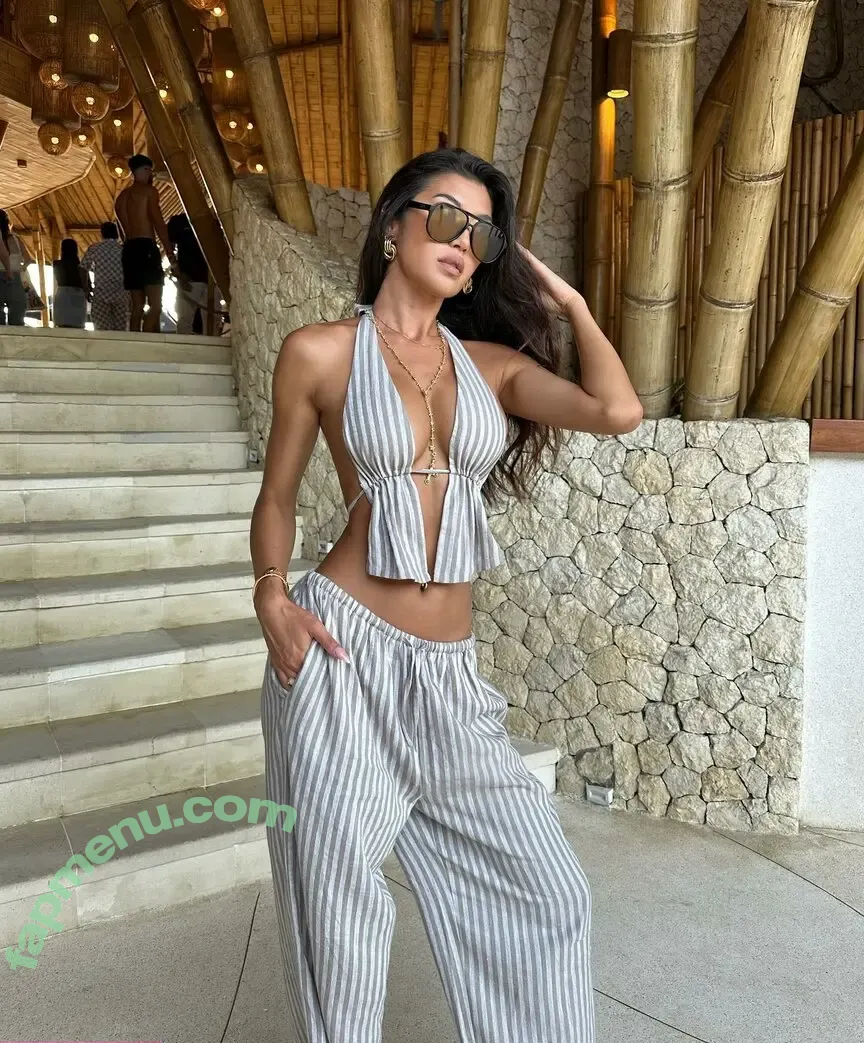 Jenn Lee nude photo #0144 (Jennifer Lee / _jennlee_ / jennleezy)