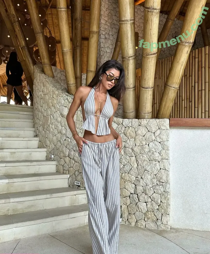 Jenn Lee nude photo #0146 (Jennifer Lee / _jennlee_ / jennleezy)