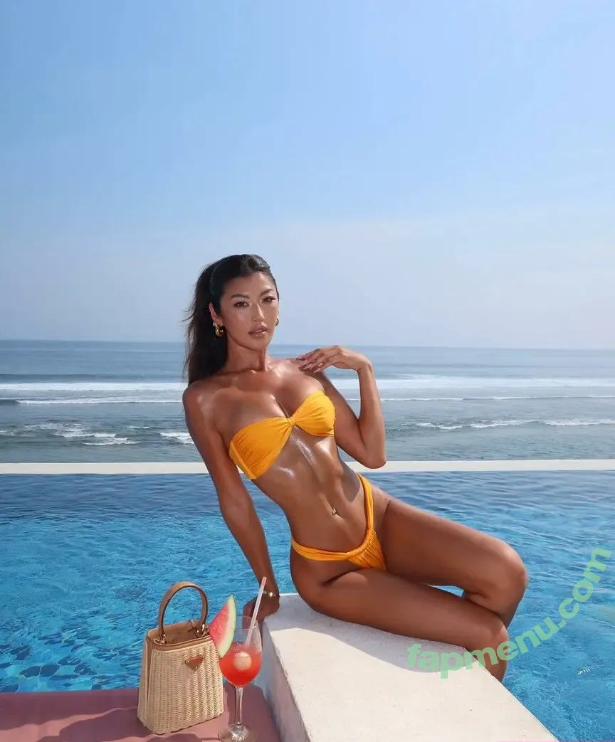 Jenn Lee nude photo #0154 (Jennifer Lee / _jennlee_ / jennleezy)