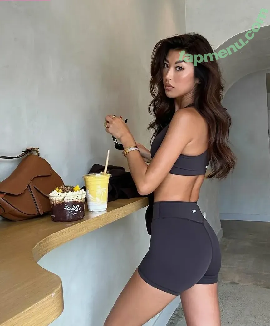 Jenn Lee nude photo #0390 (Jennifer Lee / _jennlee_ / jennleezy)