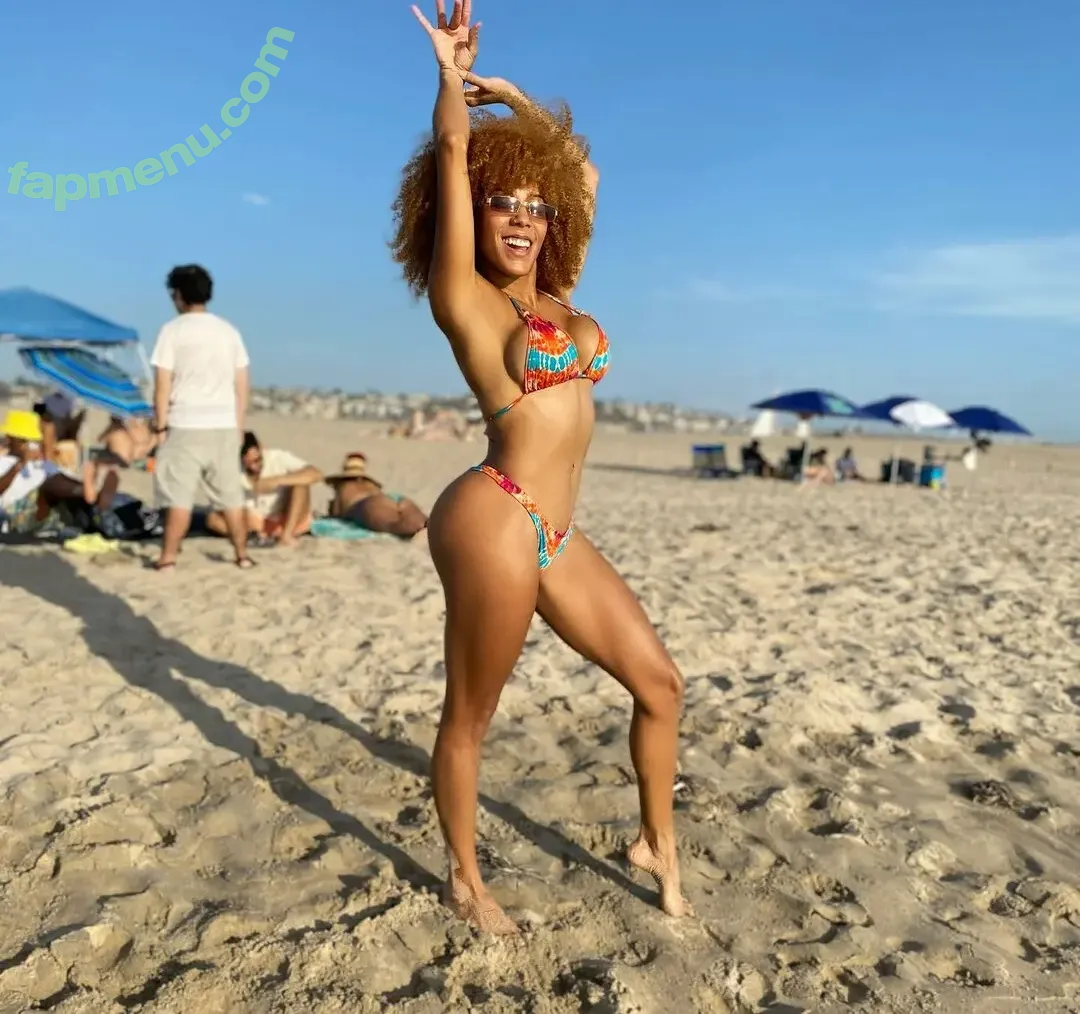 Jenn Morel nude photo #0021 (jennmorel / jennmorelflow)