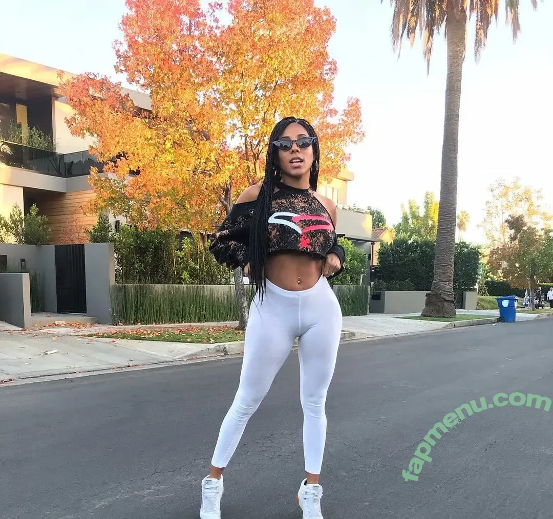 Jenn Morel nude photo #0052 (jennmorel / jennmorelflow)