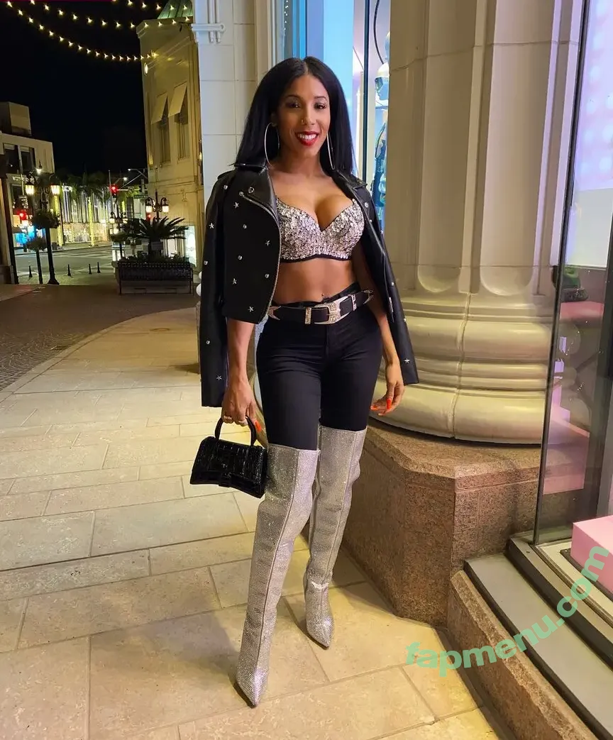 Jenn Morel nude photo #0063 (jennmorel / jennmorelflow)