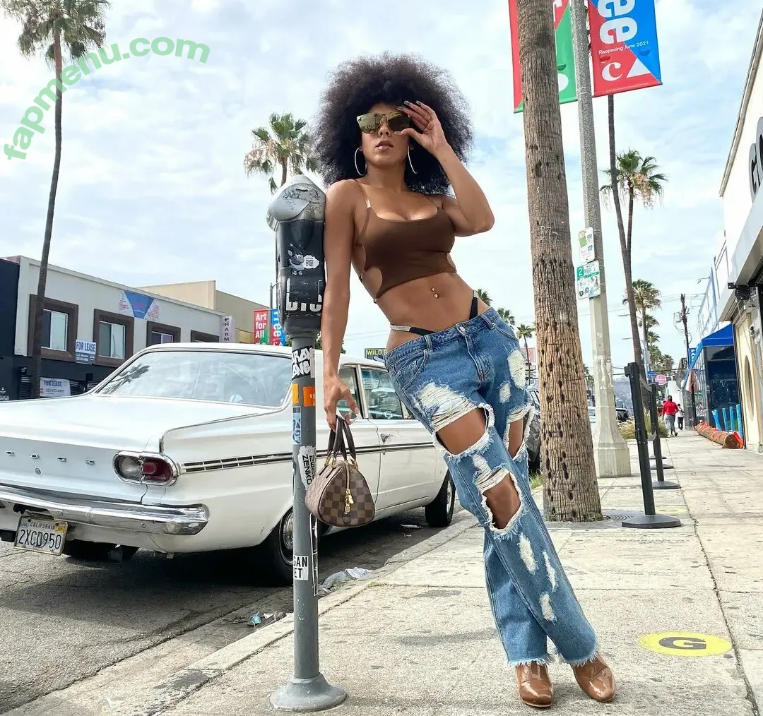 Jenn Morel nude photo #0066 (jennmorel / jennmorelflow)