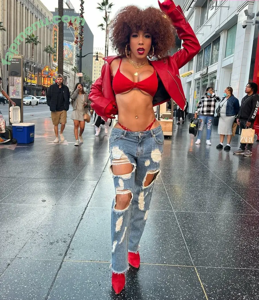 Jenn Morel nude photo #0067 (jennmorel / jennmorelflow)