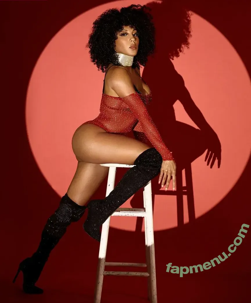 Jenn Morel nude photo #0103 (jennmorel / jennmorelflow)