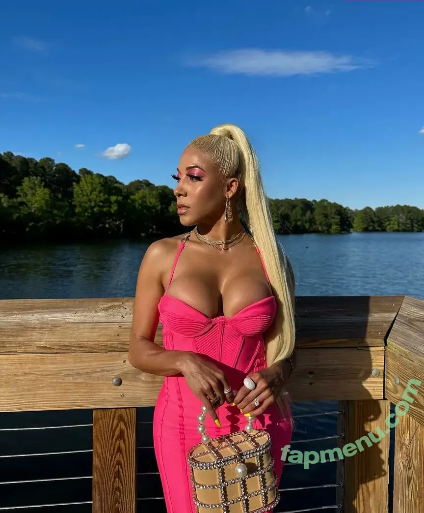 Jenn Morel nude photo #0113 (jennmorel / jennmorelflow)