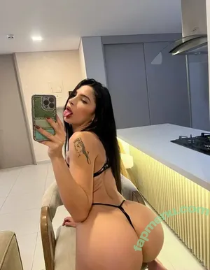 Jenn Pinzon / jepinzon_2 nude photo #0052