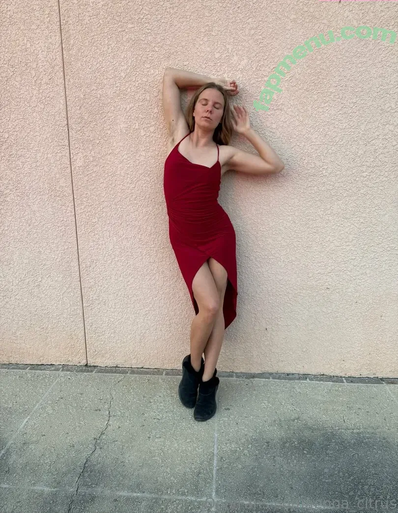 Jenna Citrus nude photo #0100 (jenna_citrus / jennacitrus / jennacitrusart)