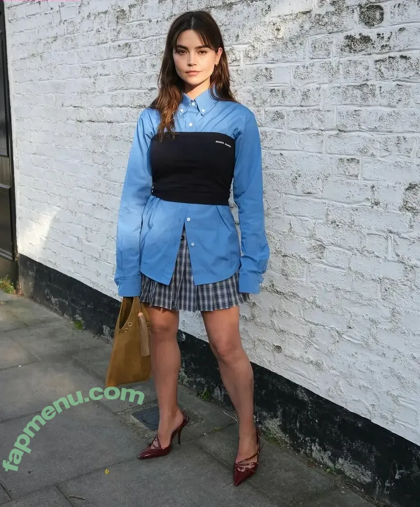Jenna Coleman nude photo #0083 (jenna_coleman_)