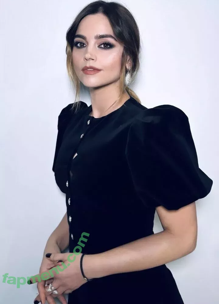 Jenna Coleman nude photo #0290 (jenna_coleman_)