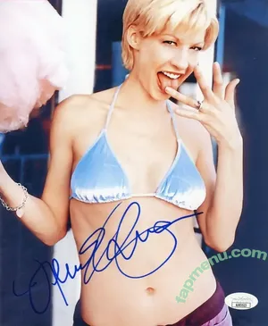 Jenna Elfman / jennaelfman nude photo #0022
