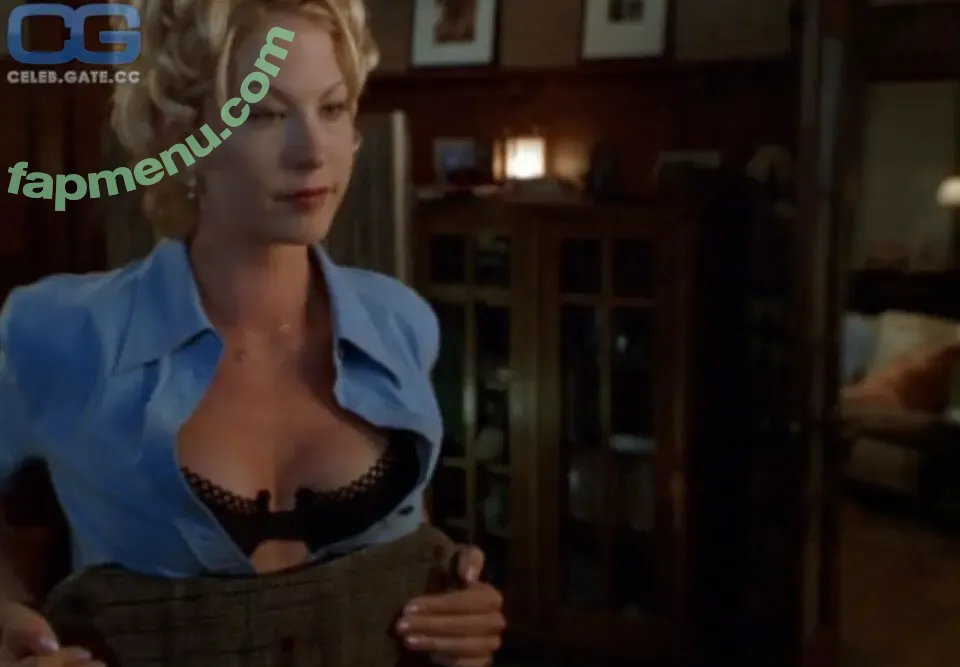 Jenna Elfman nude photo #0005 (jennaelfman)