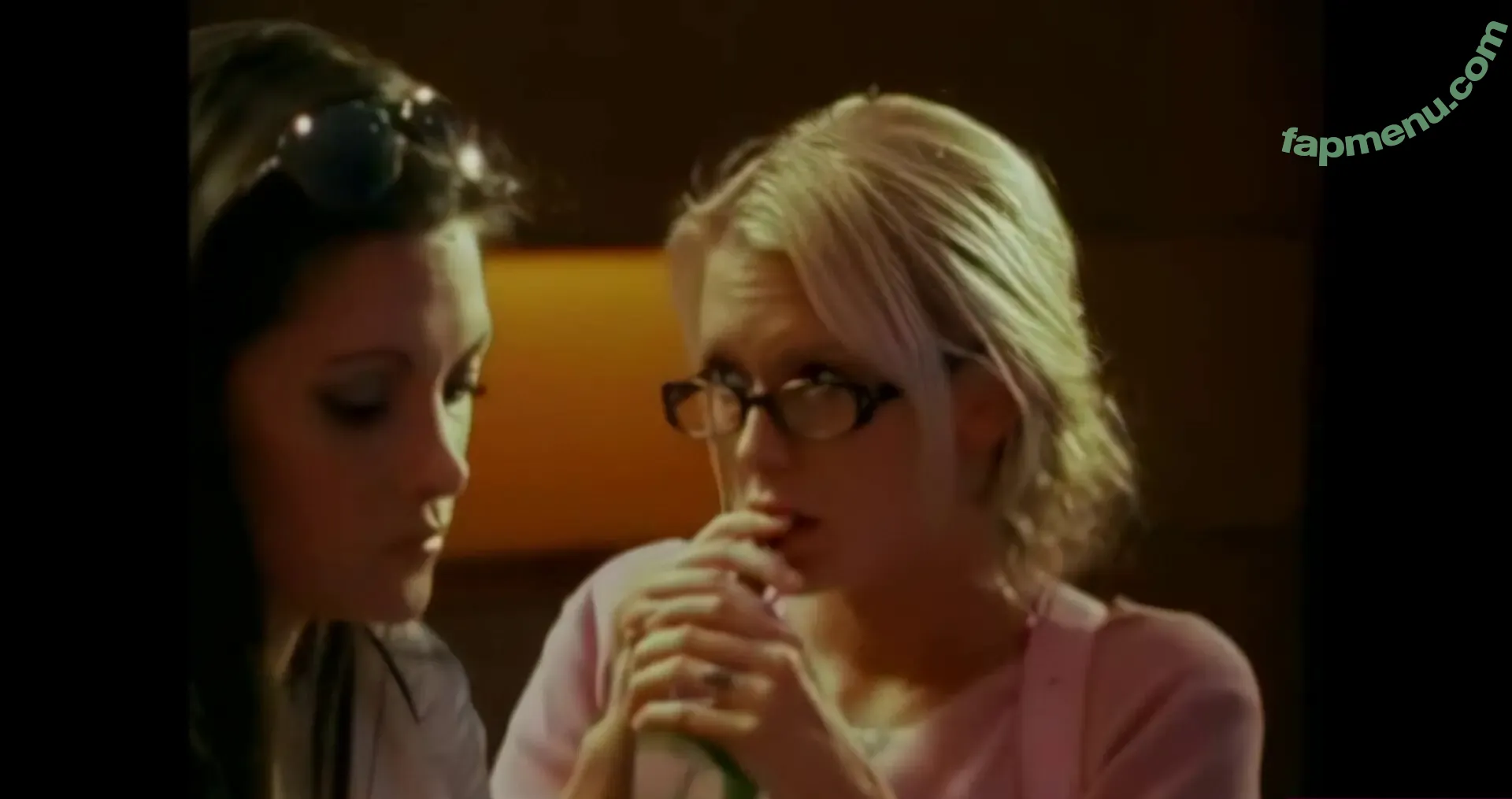 Jenna Jameson nude photo #2577 (jennacantlose / jennajameson)