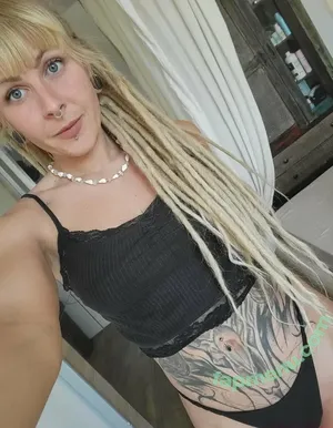 jenna-lia / jenna_lia_official nude photo #0002