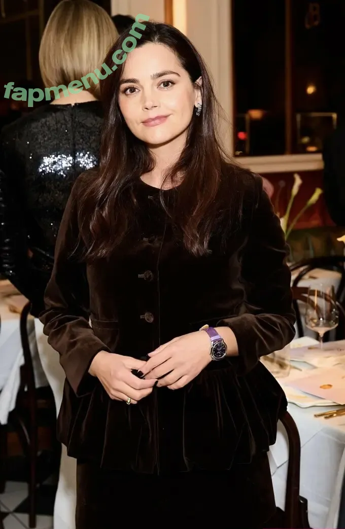 Jenna Louise Coleman nude photo #0028 (jenna_coleman_)