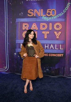 Jenna Ortega / Page / jennaortega nude photo #2609