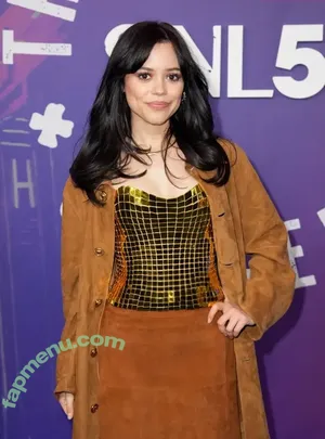 Jenna Ortega / Page / jennaortega nude photo #2611