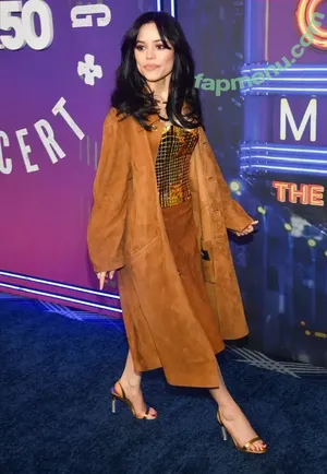 Jenna Ortega / Page / jennaortega nude photo #2616