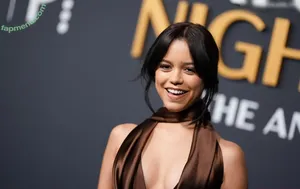 Jenna Ortega / Page / jennaortega nude photo #2679