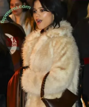 Jenna Ortega / Page / jennaortega nude photo #2700