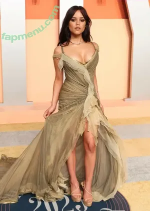 Jenna Ortega / Page / jennaortega nude photo #2758