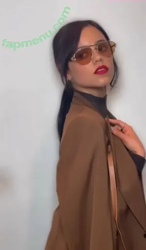 Jenna Ortega / Page / jennaortega nude photo #2826