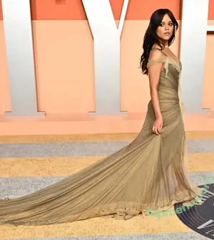 Jenna Ortega / Page / jennaortega nude photo #2970