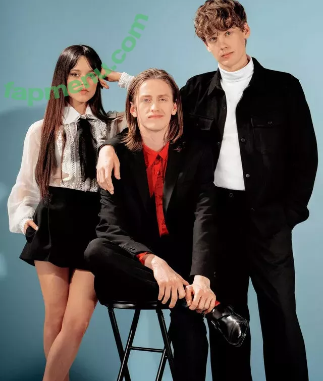 Jenna Ortega nude photo #2269 (Page / jennaortega)