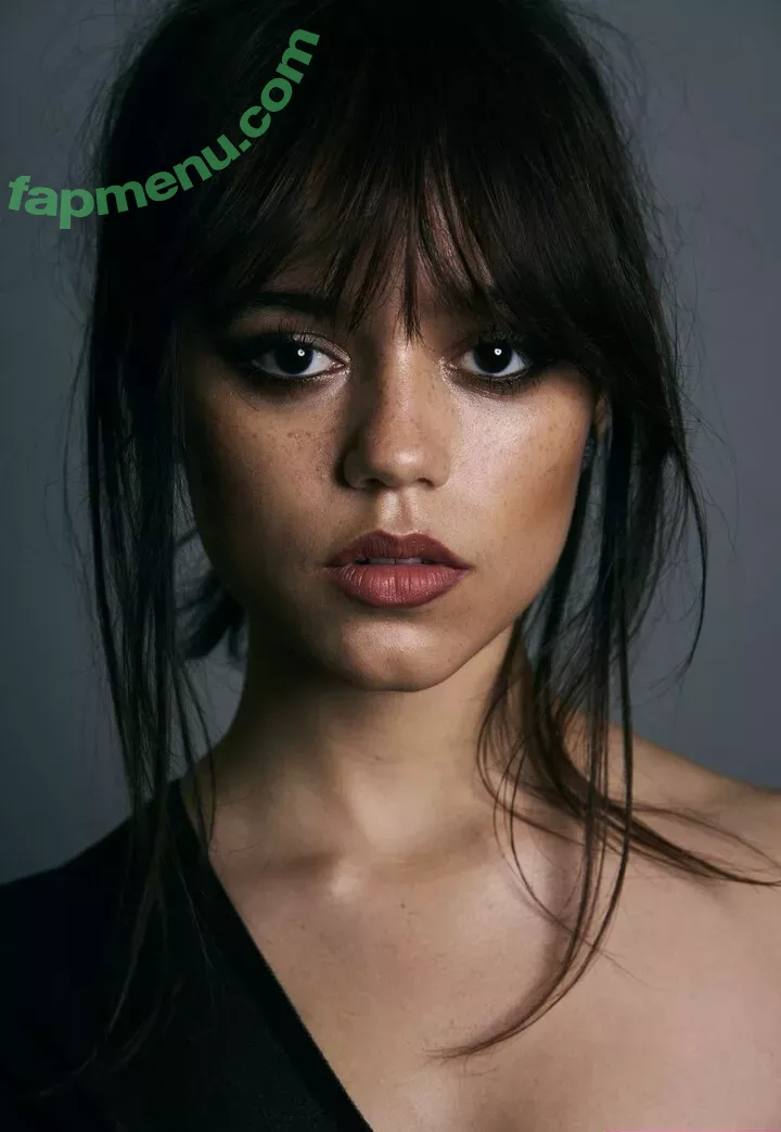Jenna Ortega nude photo #2344 (Page / jennaortega)