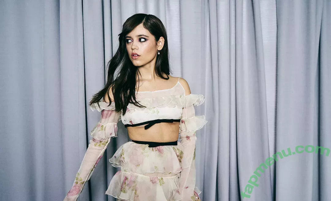 Jenna Ortega nude photo #2376 (Page / jennaortega)