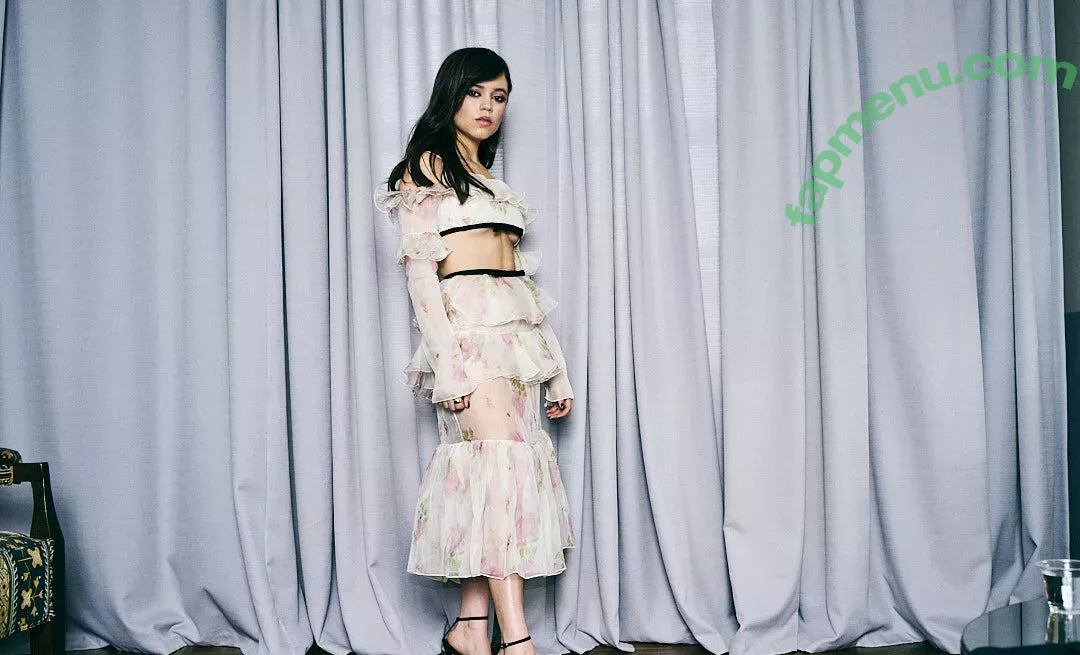 Jenna Ortega nude photo #2381 (Page / jennaortega)