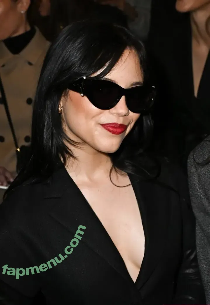 Jenna Ortega nude photo #2440 (Page / jennaortega)