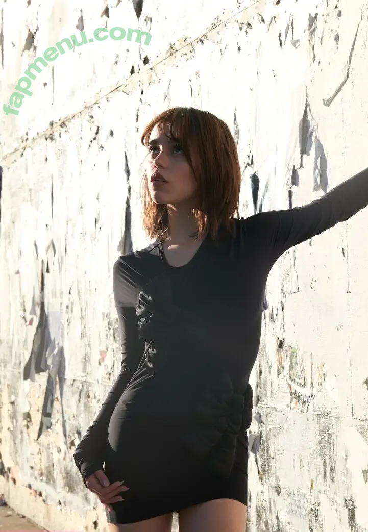 Jenna Ortega nude photo #2574 (Page / jennaortega)