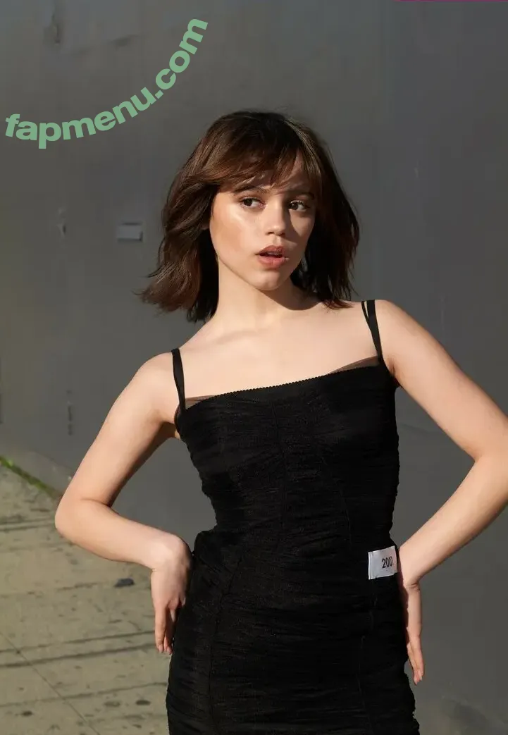 Jenna Ortega nude photo #2575 (Page / jennaortega)