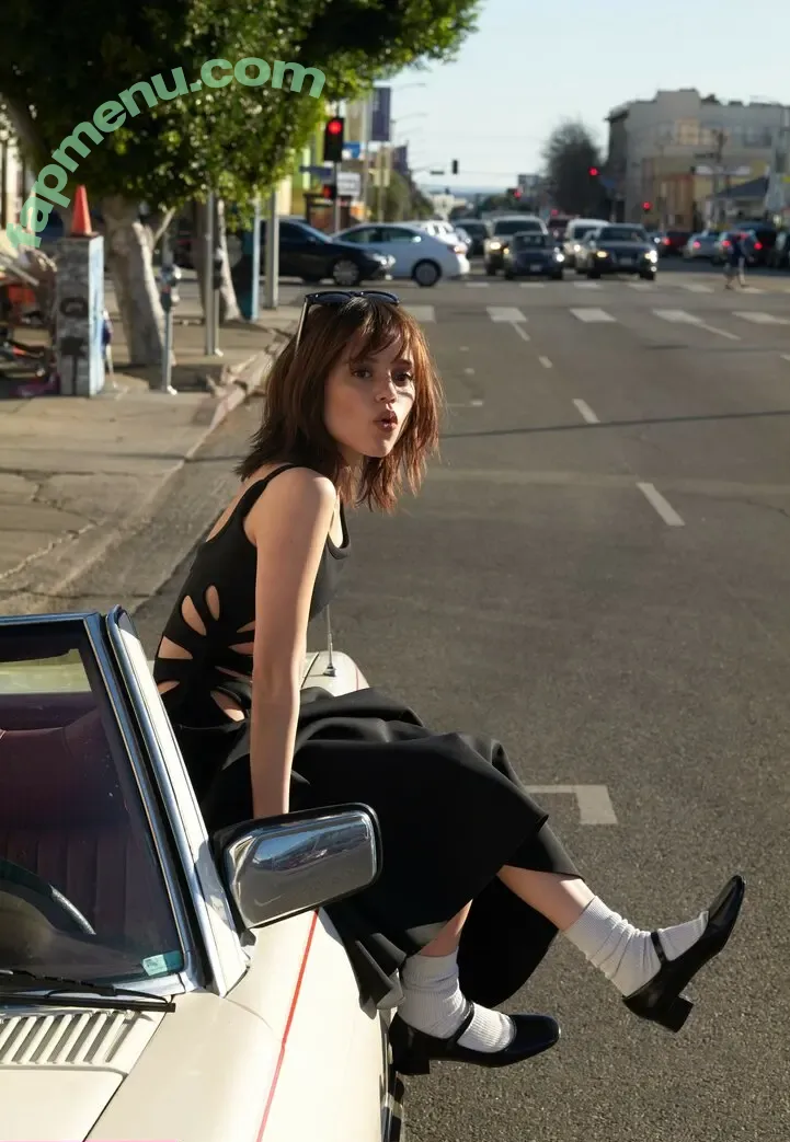 Jenna Ortega nude photo #2581 (Page / jennaortega)