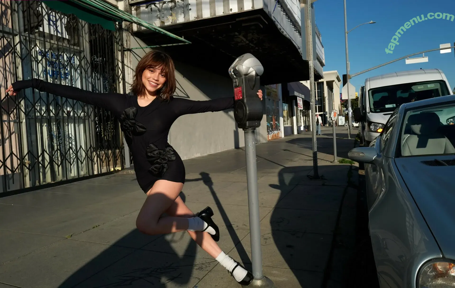 Jenna Ortega nude photo #2589 (Page / jennaortega)