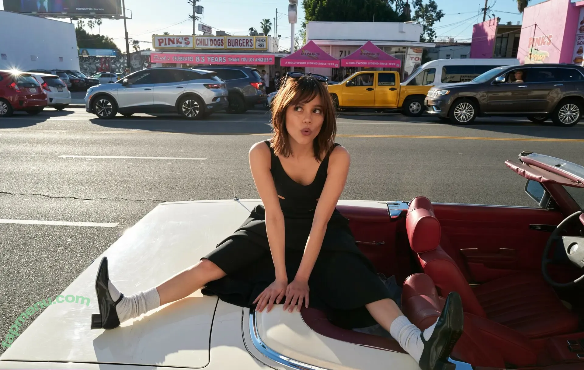 Jenna Ortega nude photo #2595 (Page / jennaortega)