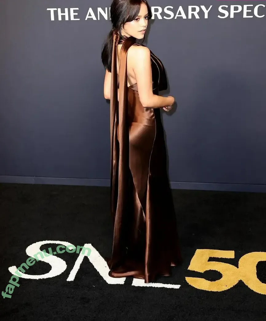 Jenna Ortega nude photo #2706 (Page / jennaortega)