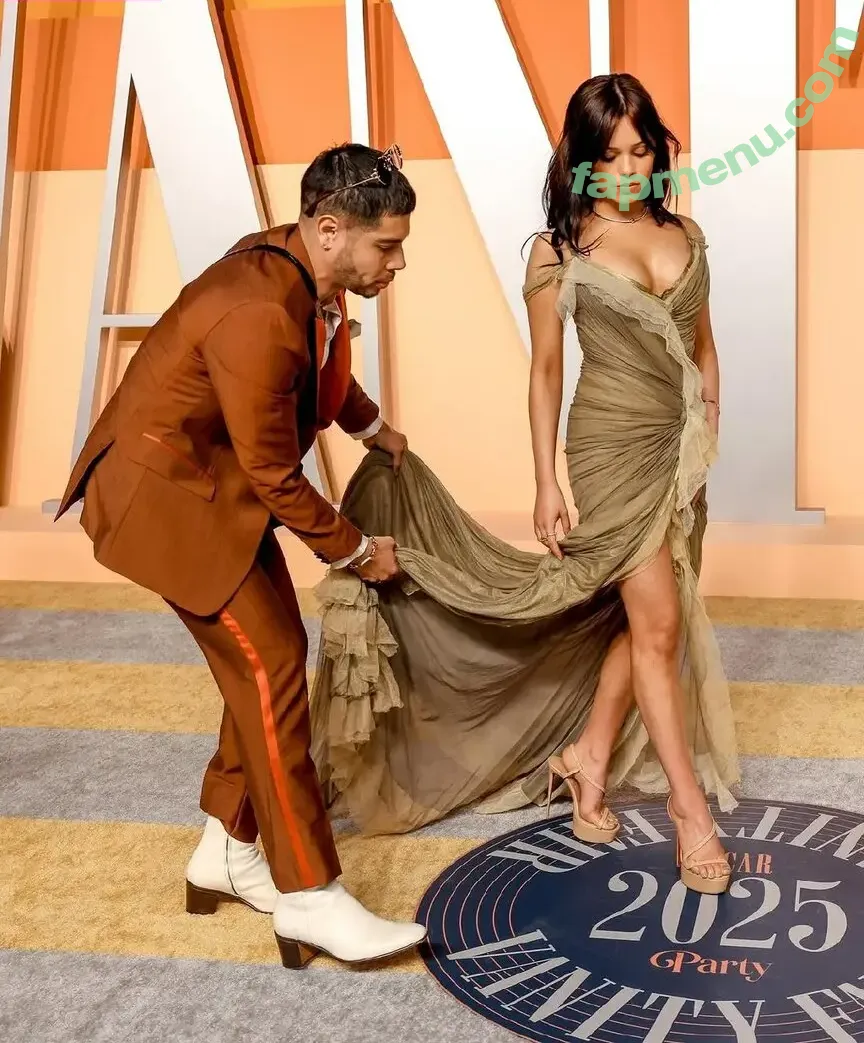 Jenna Ortega nude photo #2778 (Page / jennaortega)