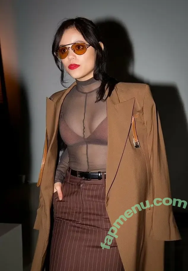 Jenna Ortega nude photo #2827 (Page / jennaortega)