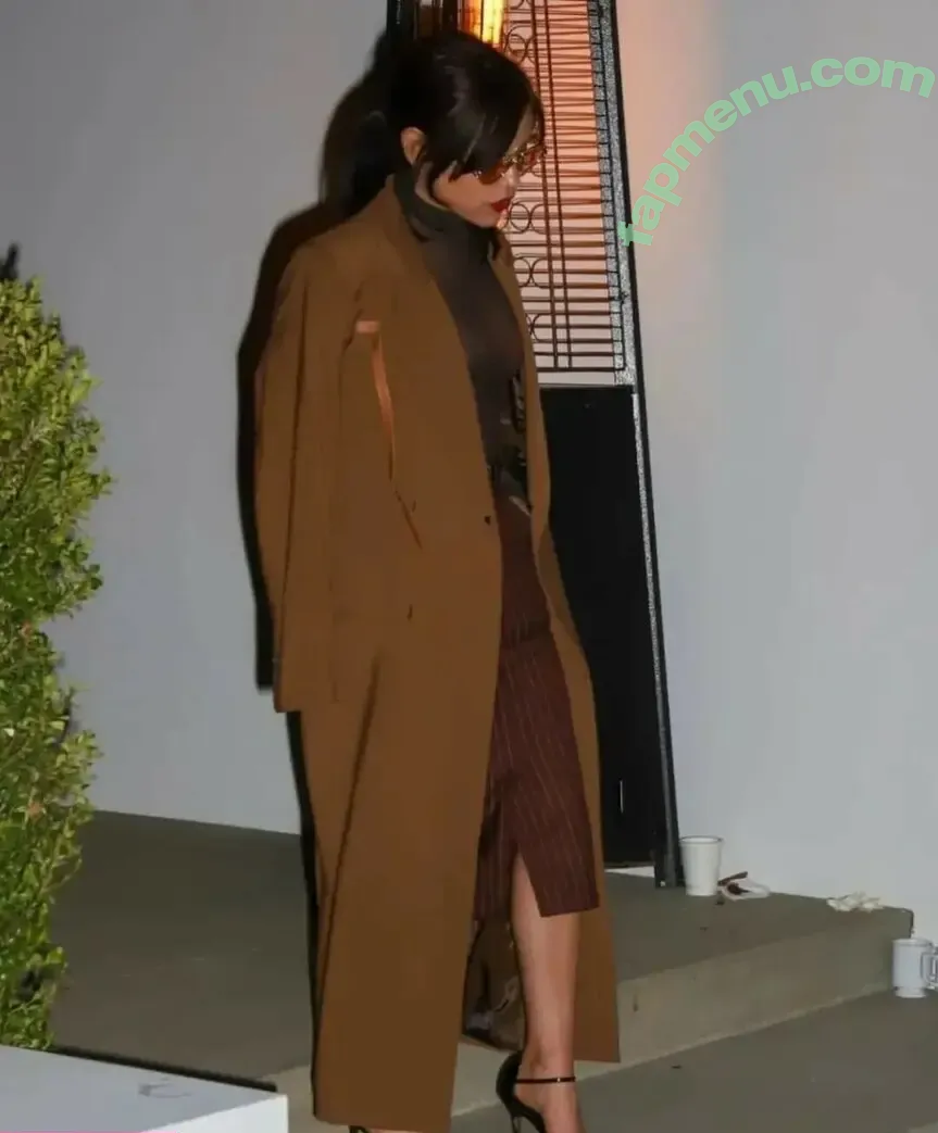 Jenna Ortega nude photo #2833 (Page / jennaortega)