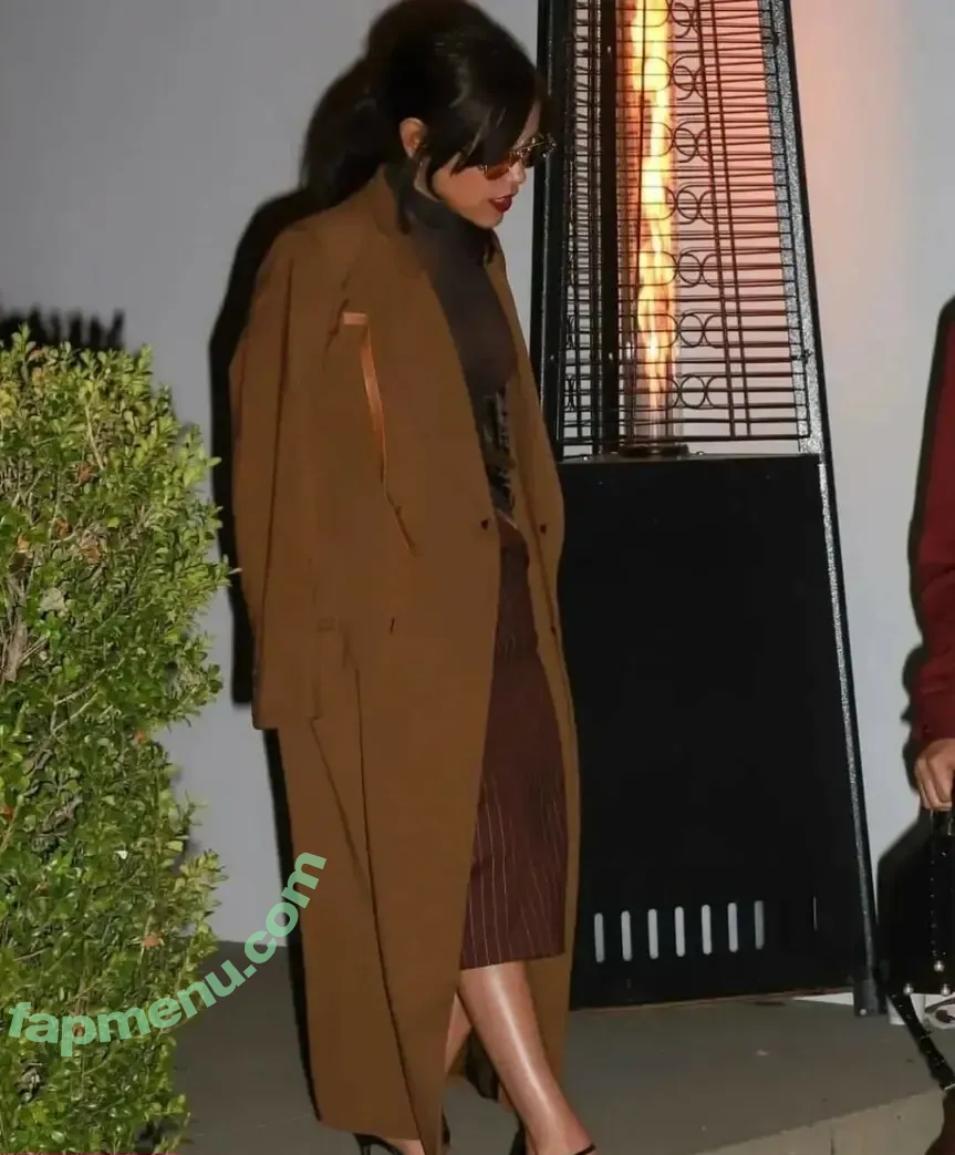 Jenna Ortega nude photo #2834 (Page / jennaortega)