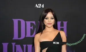 Jenna Ortega / Page / jennaortega nude photo #3014