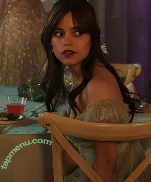Jenna Ortega / jennaortega nude photo #0252
