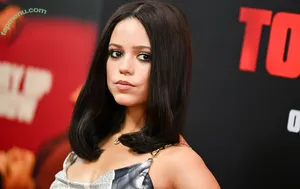 Jenna Ortega / jennaortega nude photo #0254