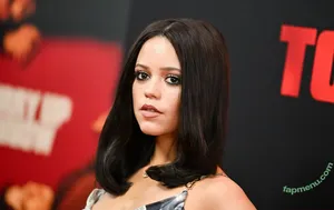 Jenna Ortega / jennaortega nude photo #0255