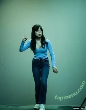 Jenna Ortega / Page / jennaortega / ortega00 nude photo #0516