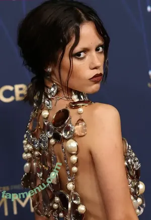 Jenna Ortega / Page / jennaortega / ortega00 nude photo #0967